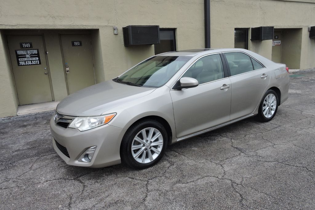Photo 3 of this TOYOTA CAMRY