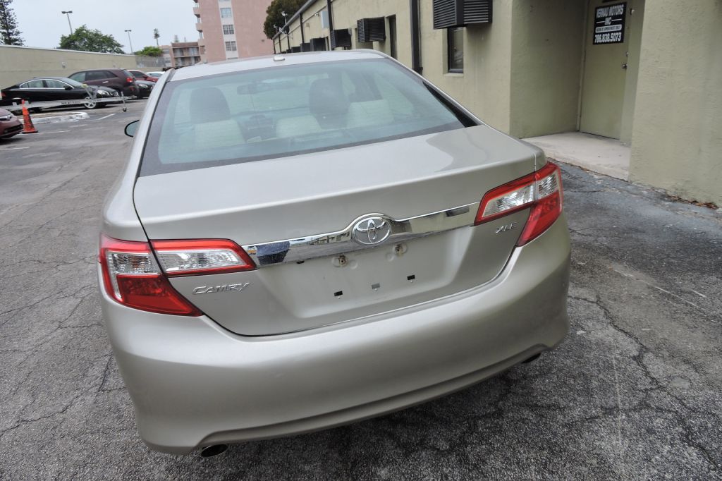 Photo 5 of this TOYOTA CAMRY