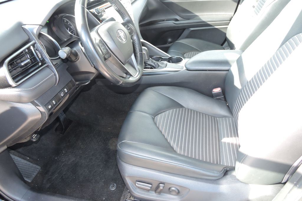 Photo 11 of this TOYOTA CAMRY