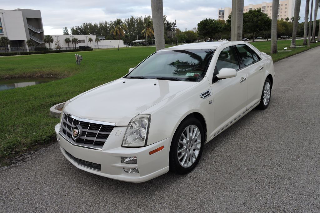 Photo 4 of this CADILLAC STS