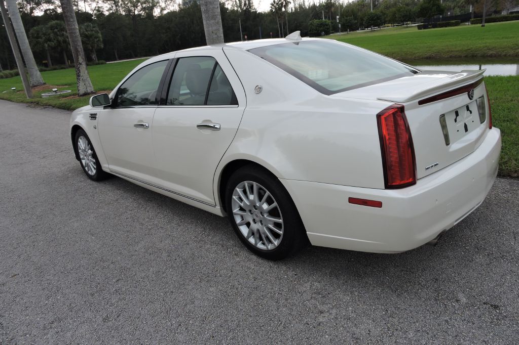 Photo 9 of this CADILLAC STS