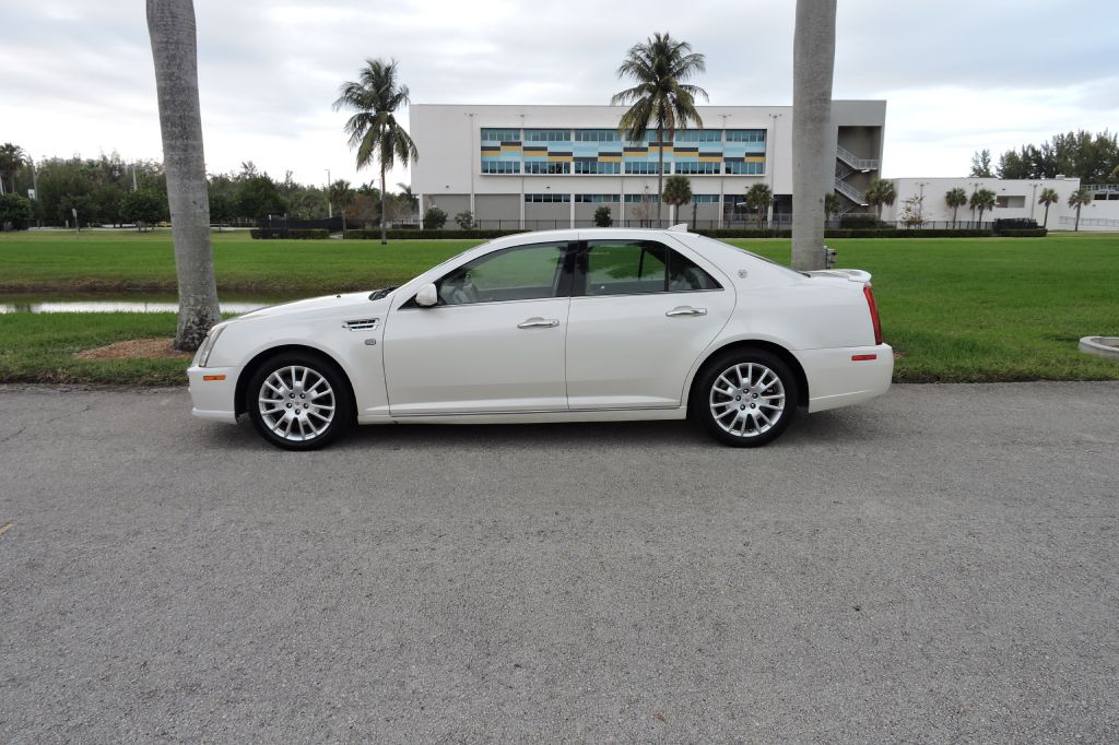 Photo 20 of this CADILLAC STS
