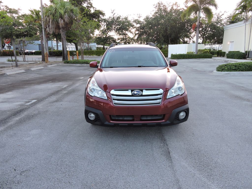 Photo 2 of this SUBARU OUTBACK