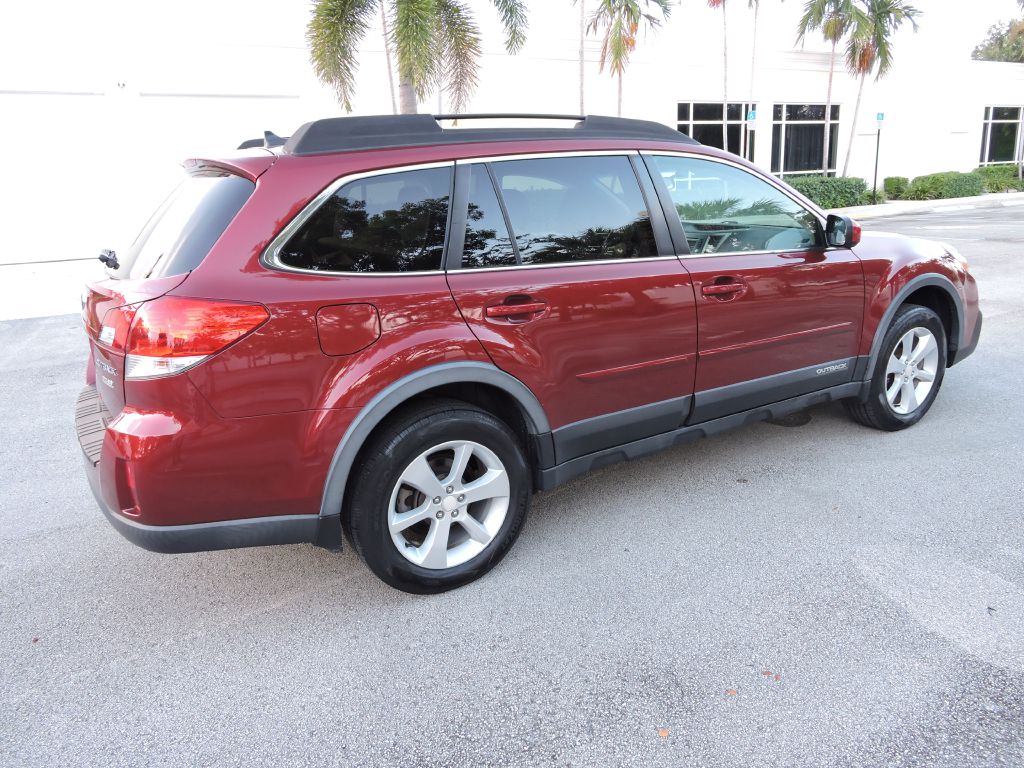 Photo 10 of this SUBARU OUTBACK