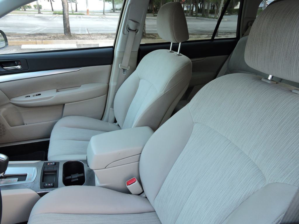 Photo 15 of this SUBARU OUTBACK