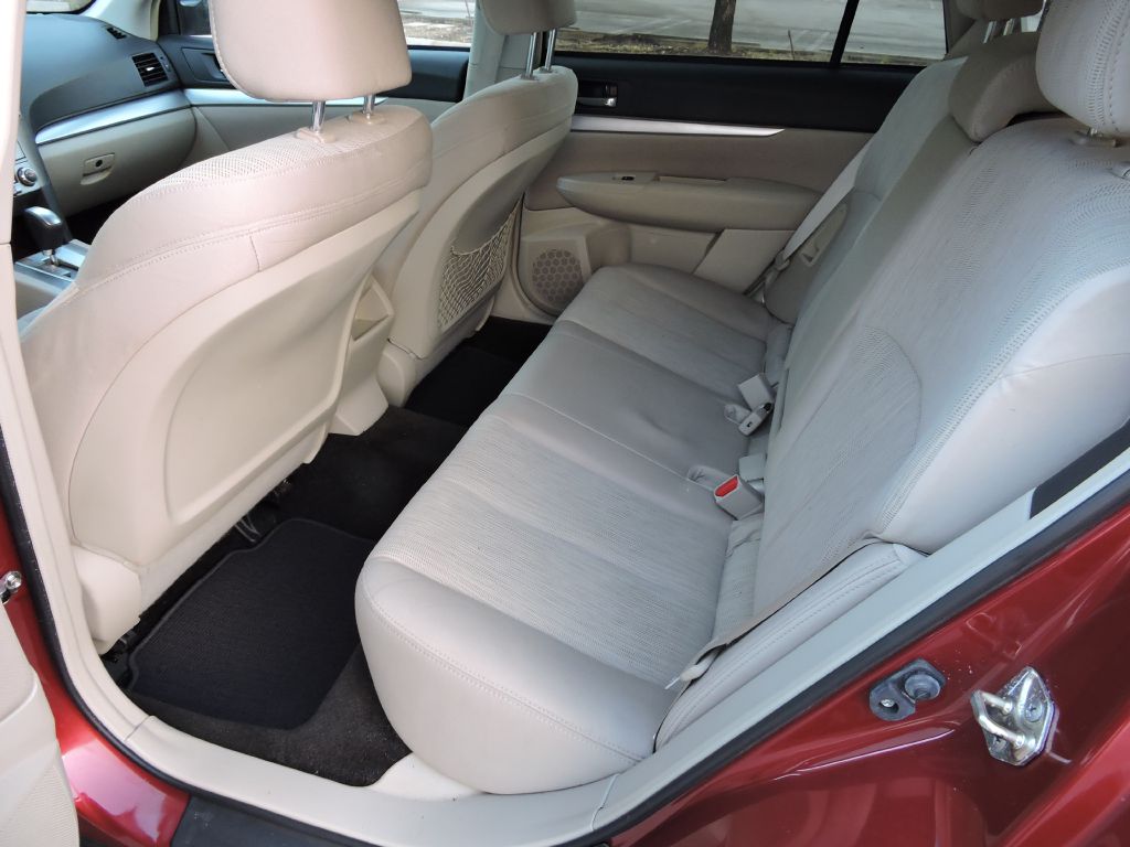 Photo 16 of this SUBARU OUTBACK