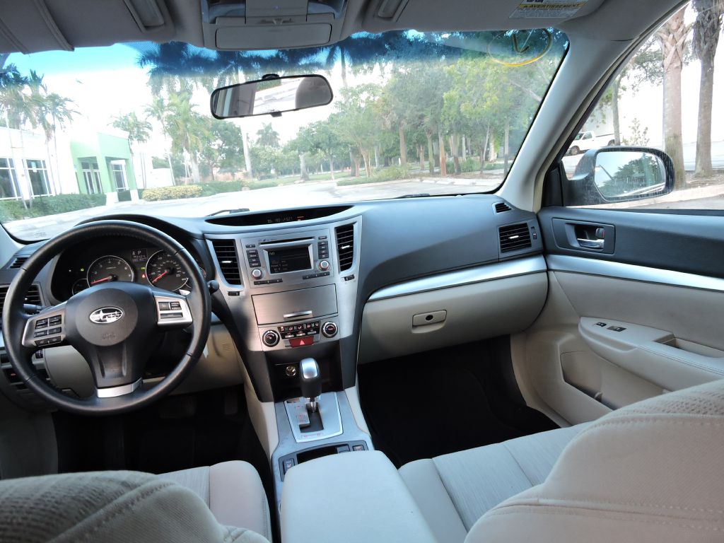 Photo 18 of this SUBARU OUTBACK