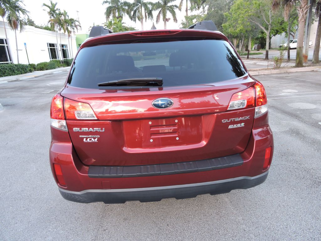 Photo 21 of this SUBARU OUTBACK