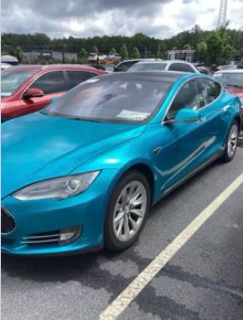 2015 Tesla Model S #14