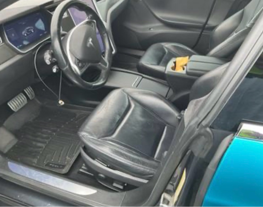 2015 Tesla Model S #6