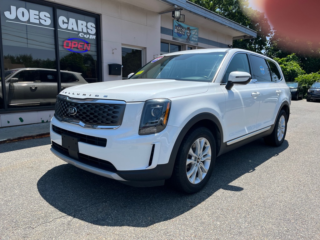 Photo 5 of this KIA TELLURIDE