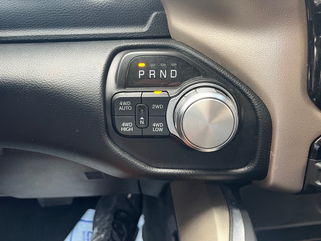 Photo 13 of this RAM 1500