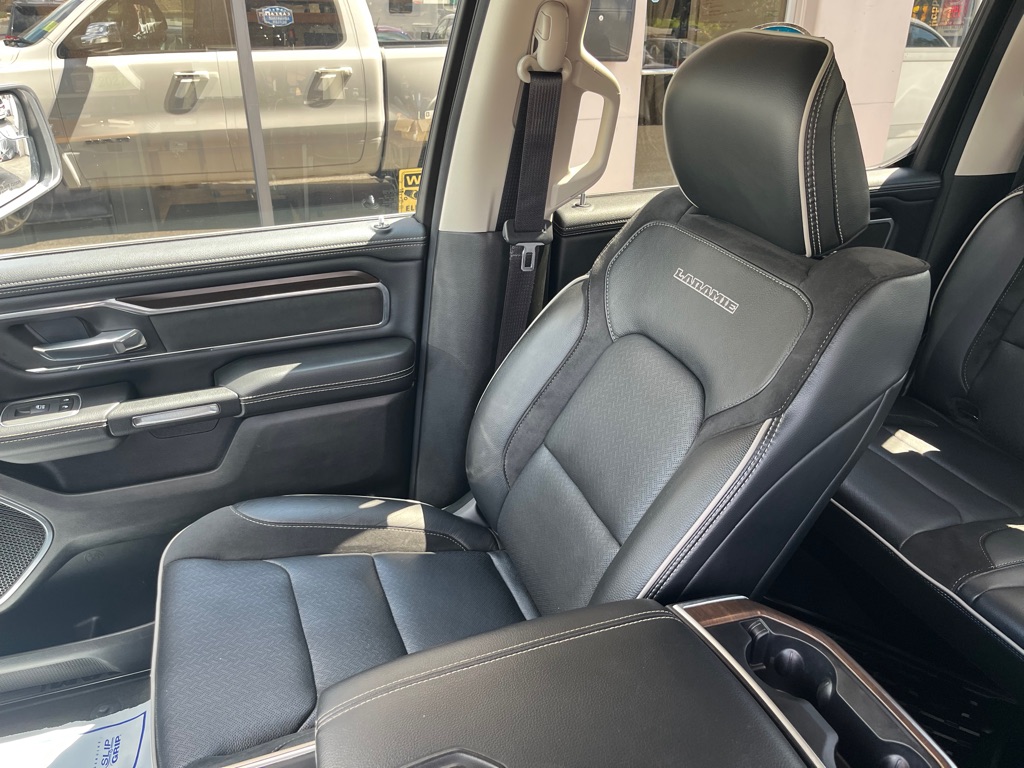 Photo 12 of this RAM 1500
