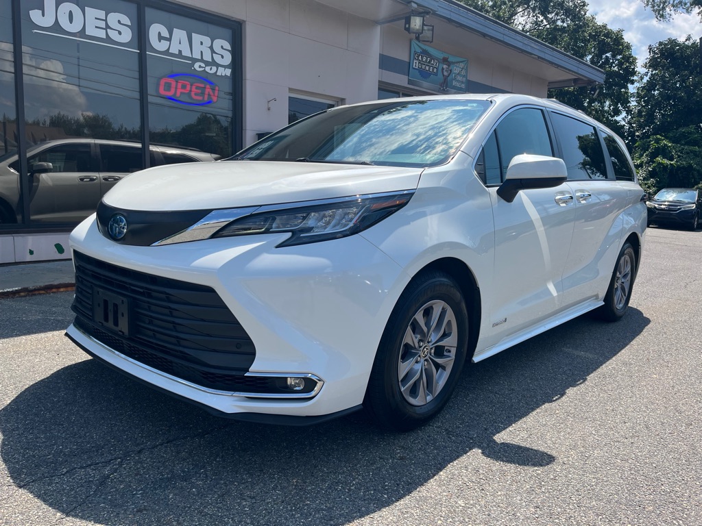Photo 5 of this TOYOTA SIENNA