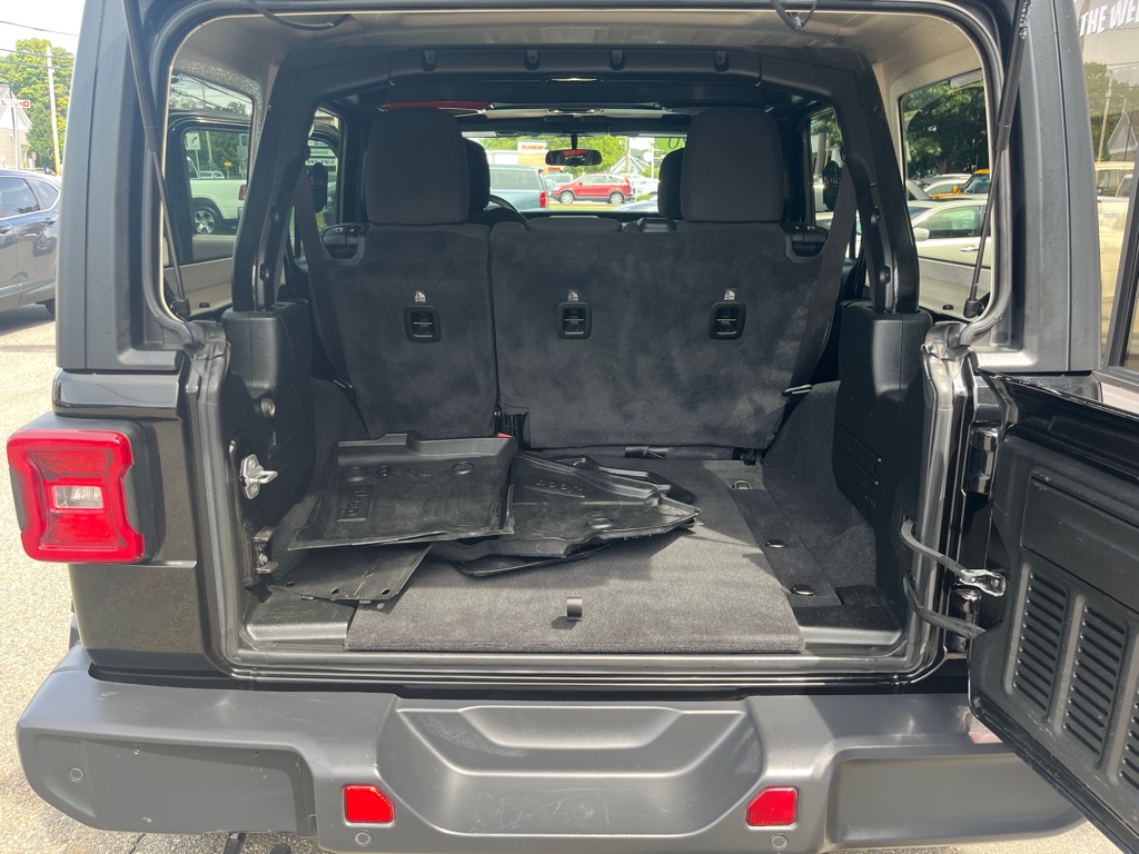 Photo 23 of this JEEP WRANGLER UNLIMI