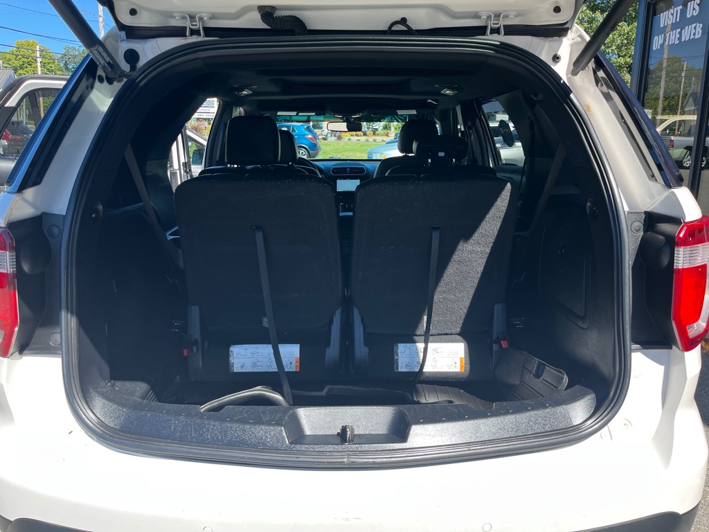 Photo 26 of this FORD EXPLORER
