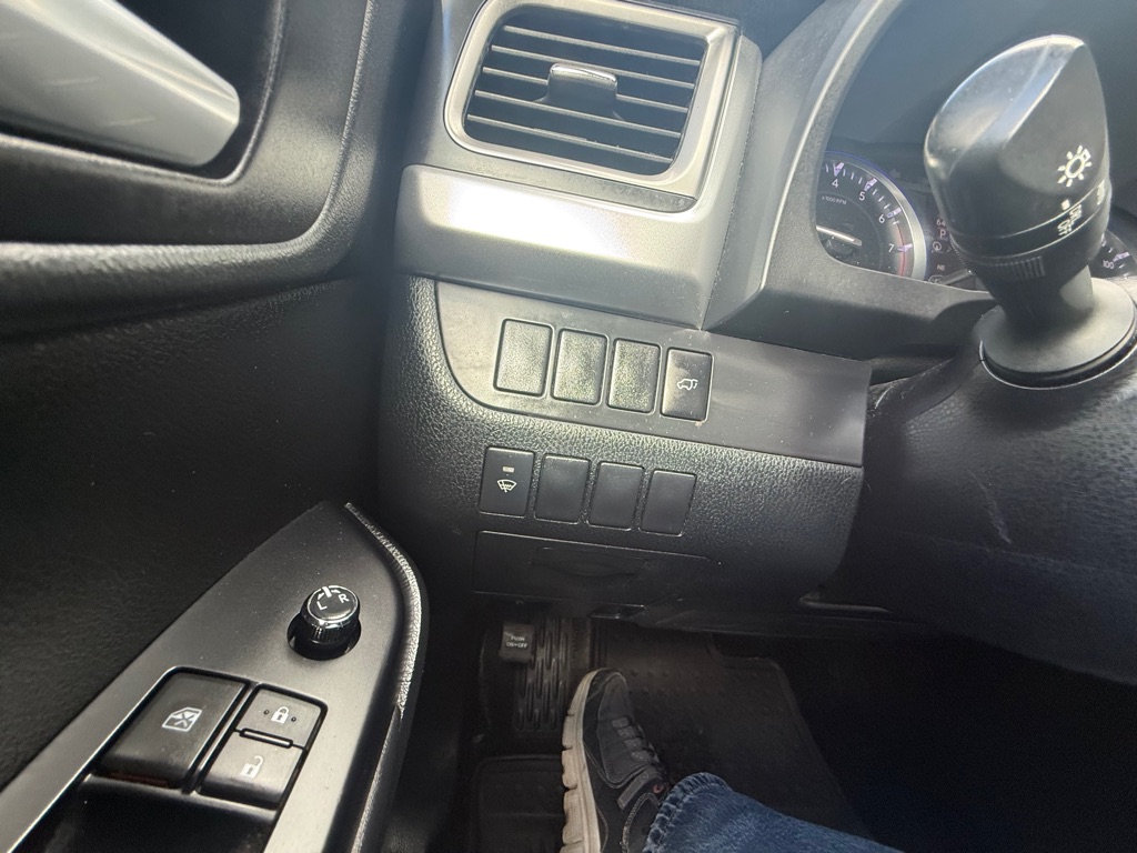Photo 25 of this TOYOTA HIGHLANDER