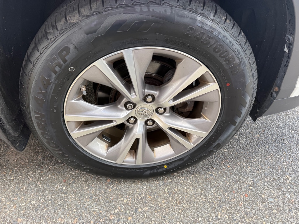 Photo 9 of this TOYOTA HIGHLANDER