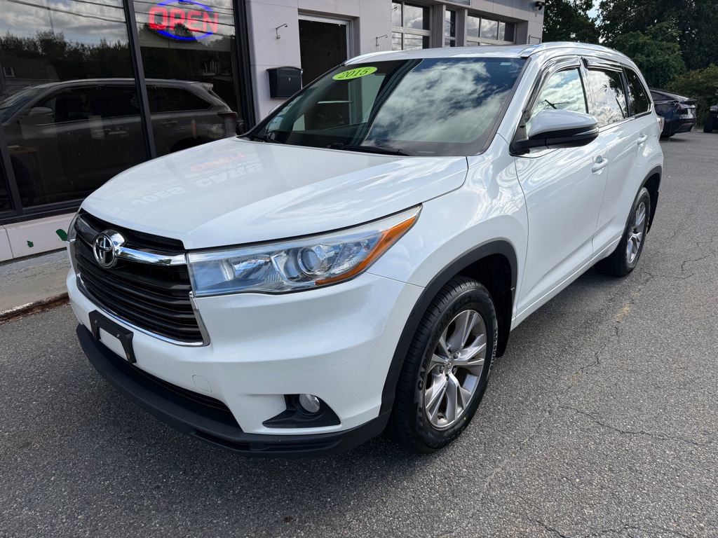 Photo 5 of this TOYOTA HIGHLANDER