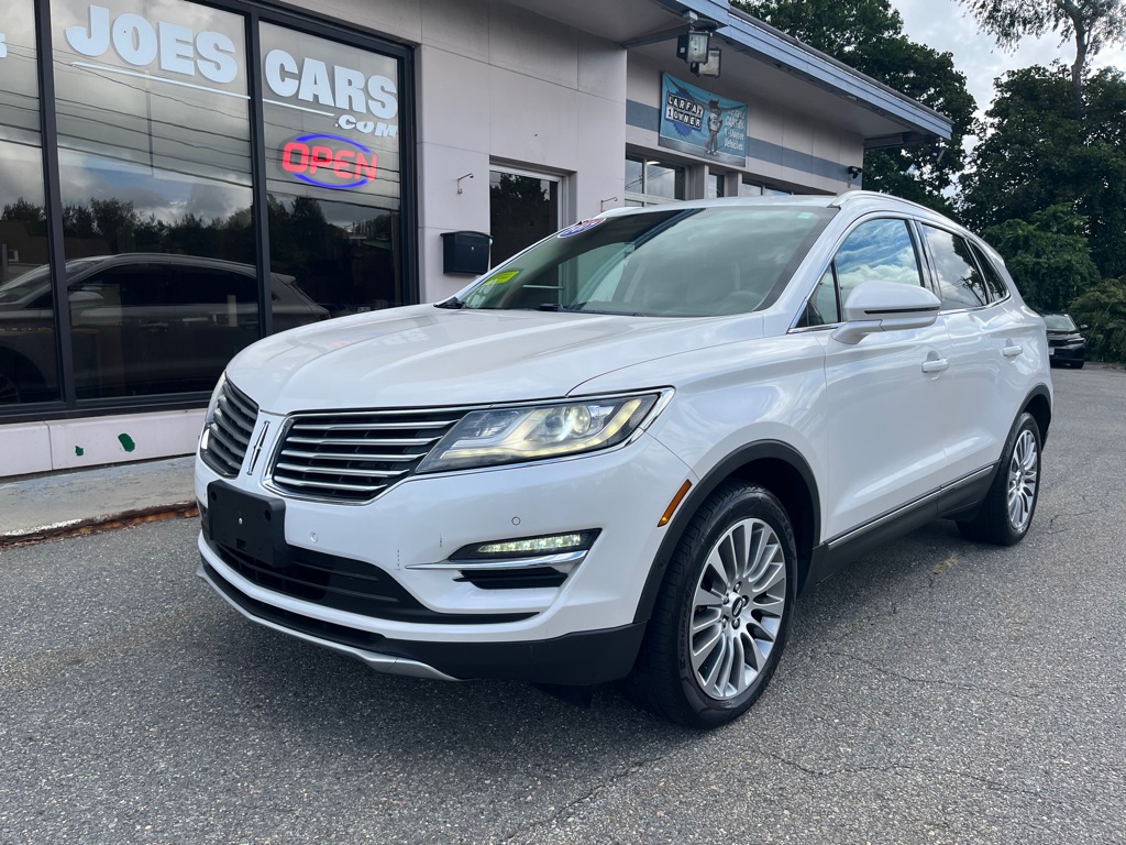 Photo 5 of this LINCOLN MKC