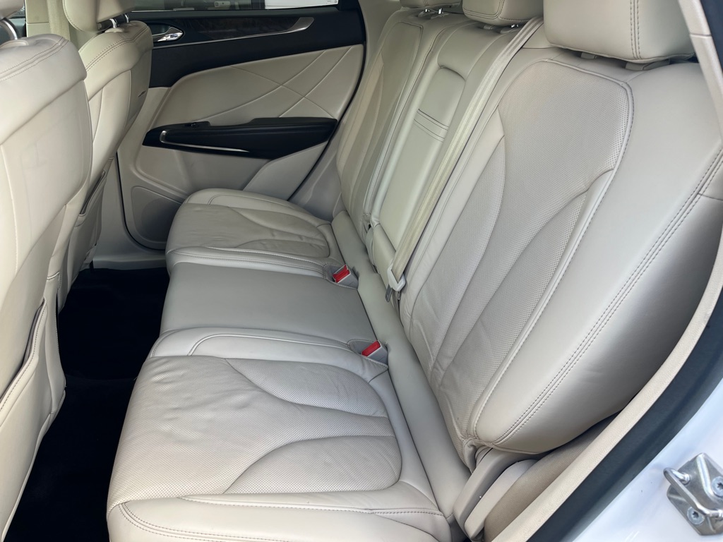 Photo 23 of this LINCOLN MKC