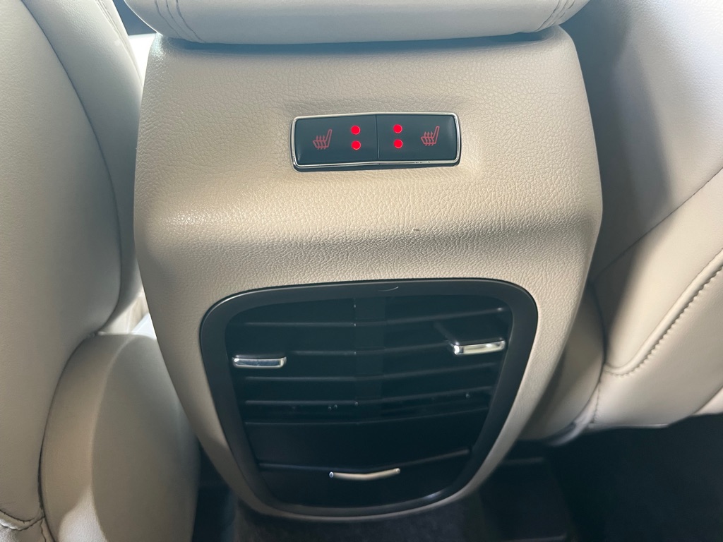 Photo 24 of this LINCOLN MKC