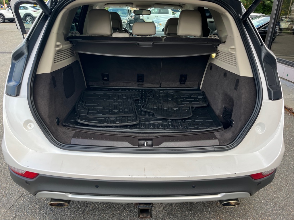 Photo 26 of this LINCOLN MKC