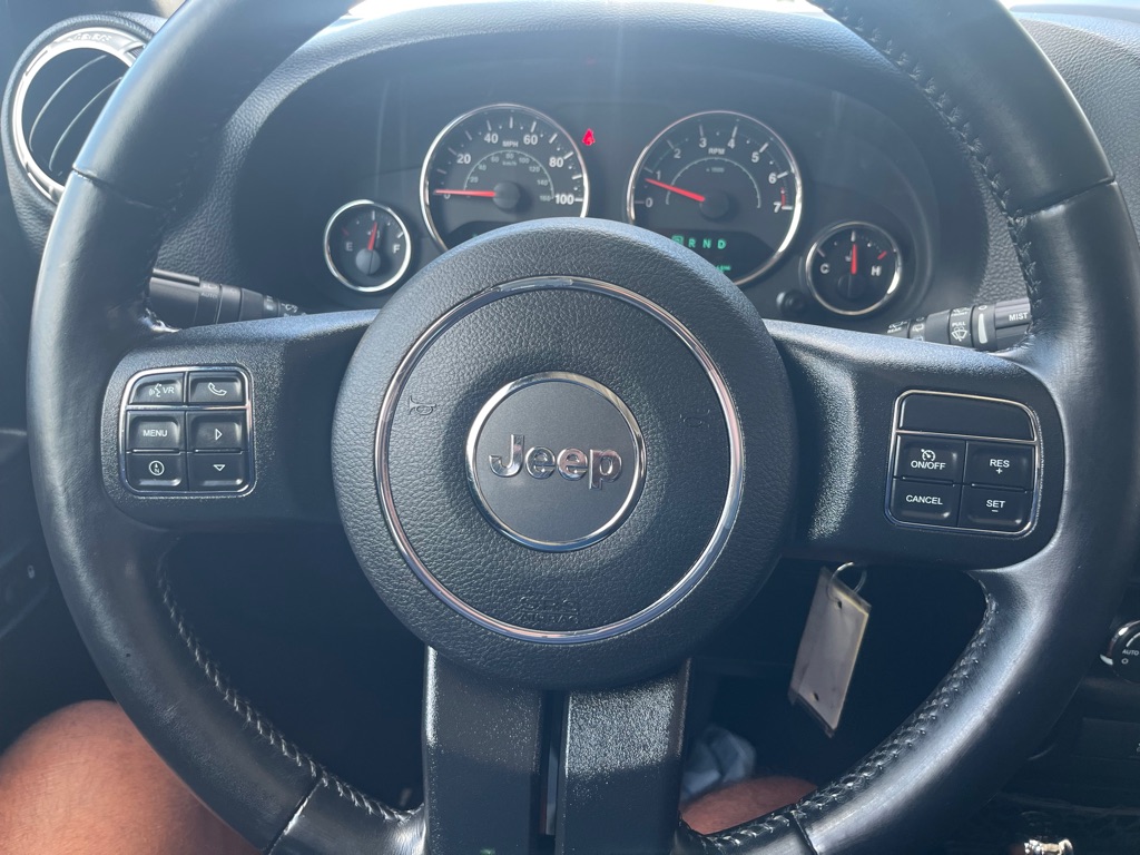 Photo 17 of this JEEP WRANGLER UNLIMI