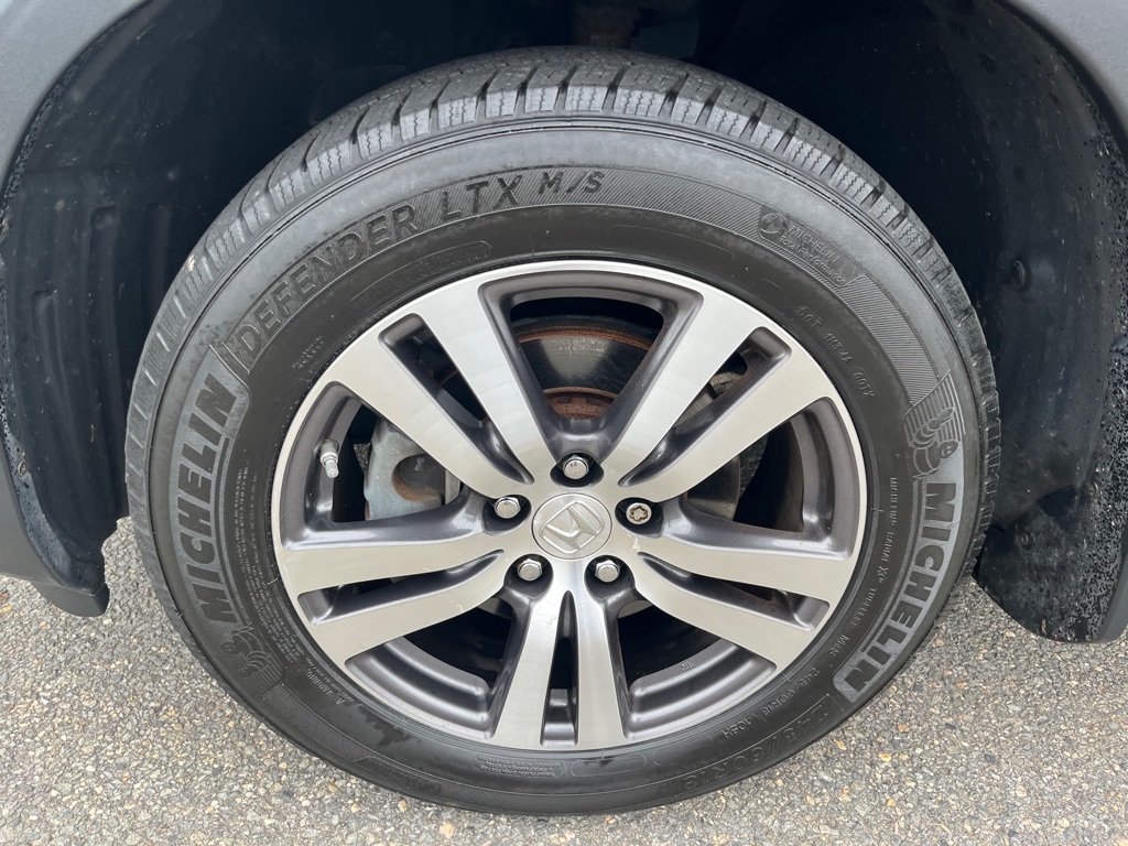 Photo 6 of this HONDA PILOT