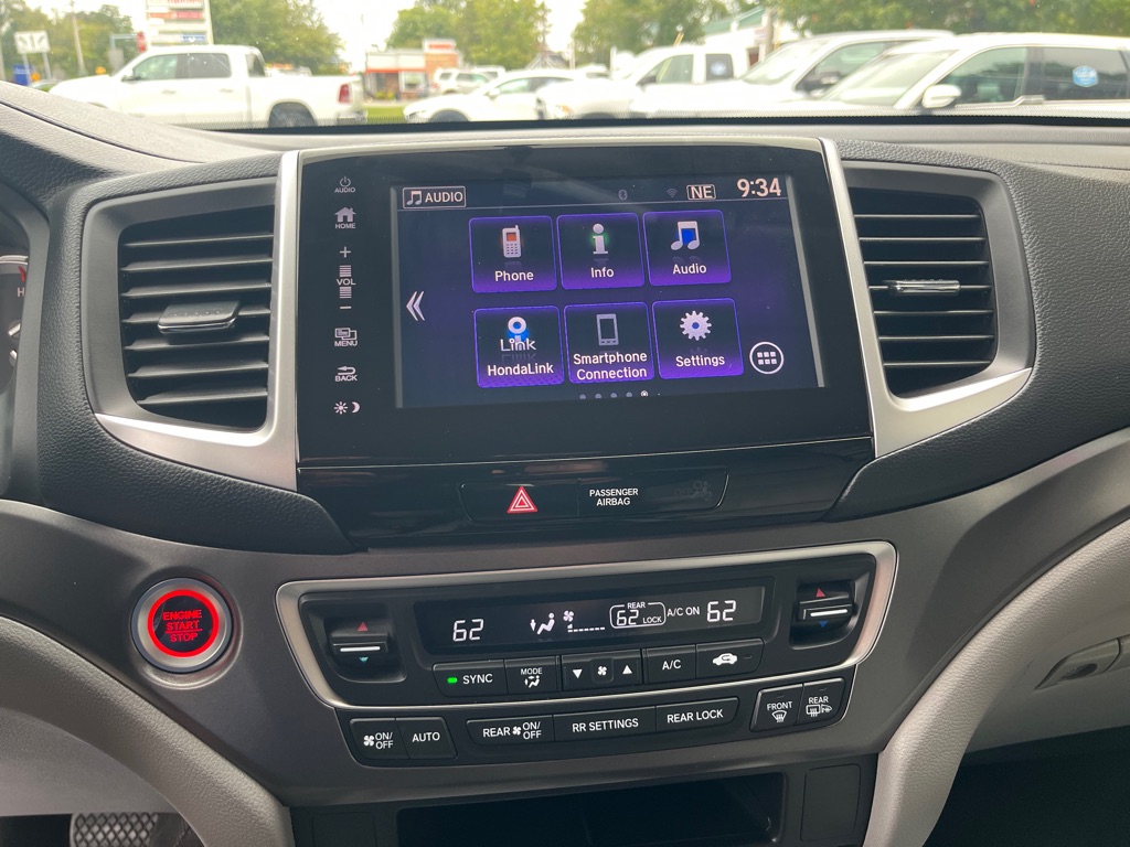 Photo 16 of this HONDA PILOT