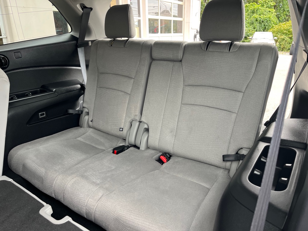 Photo 23 of this HONDA PILOT