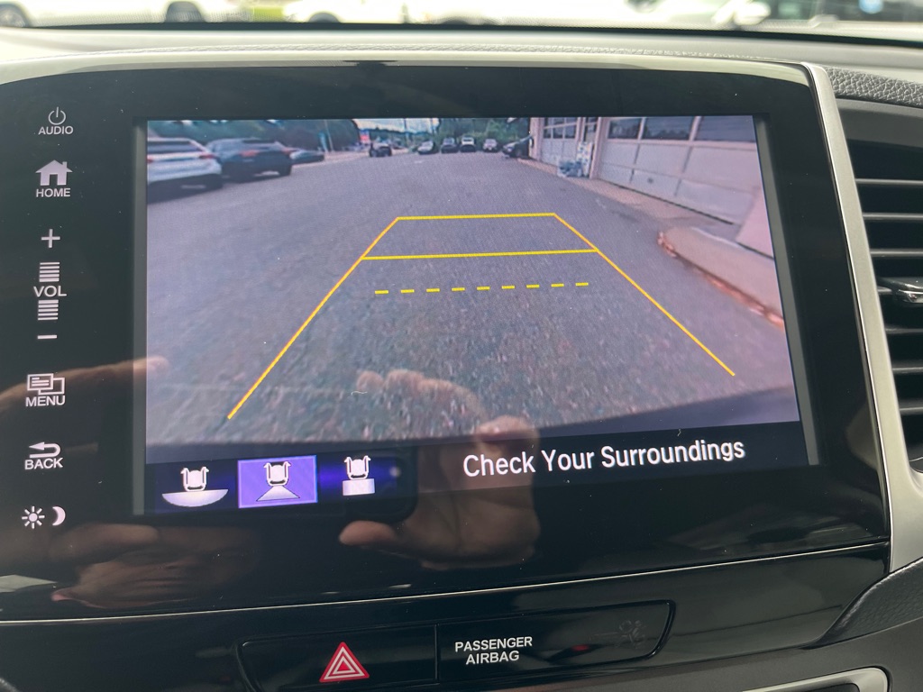 Photo 17 of this HONDA PILOT