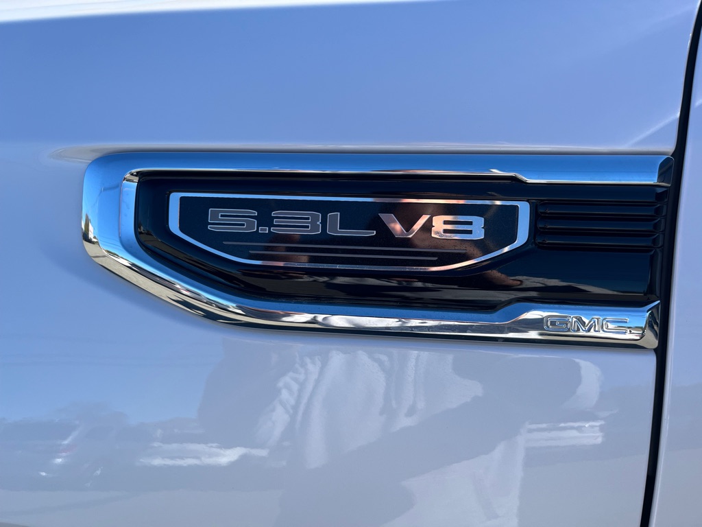 Photo 24 of this GMC SIERRA