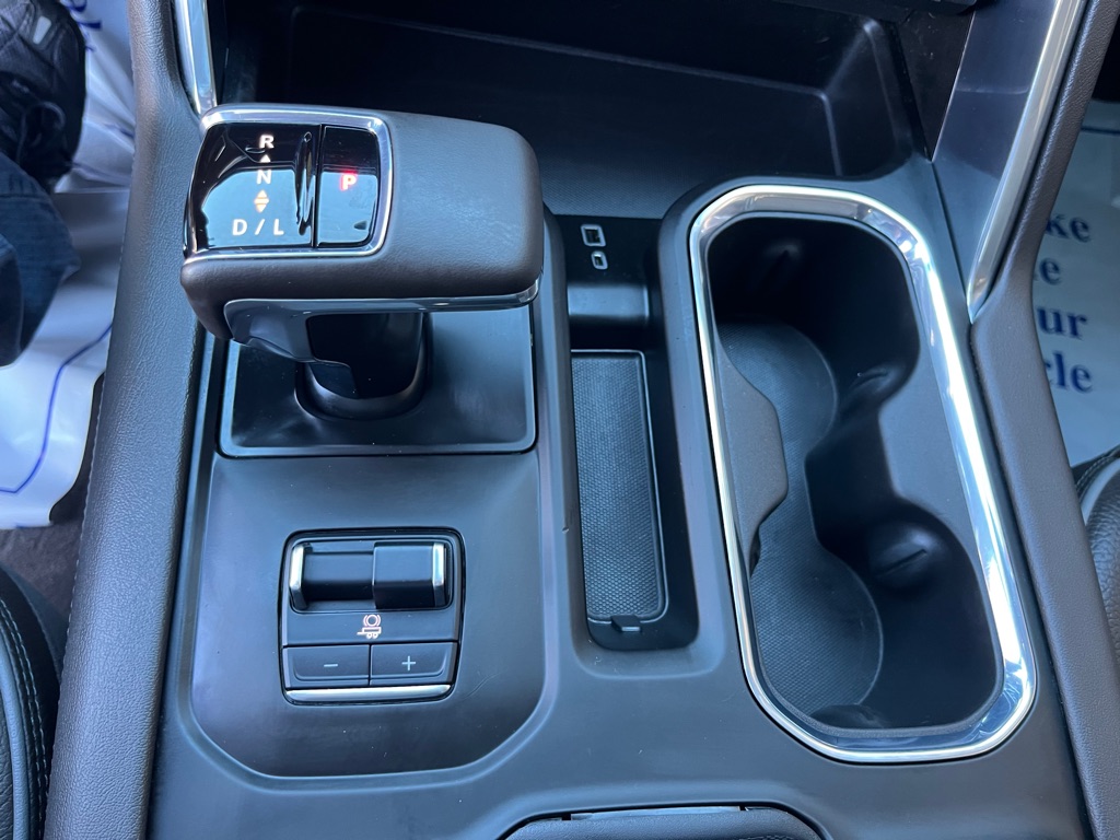 Photo 15 of this GMC SIERRA