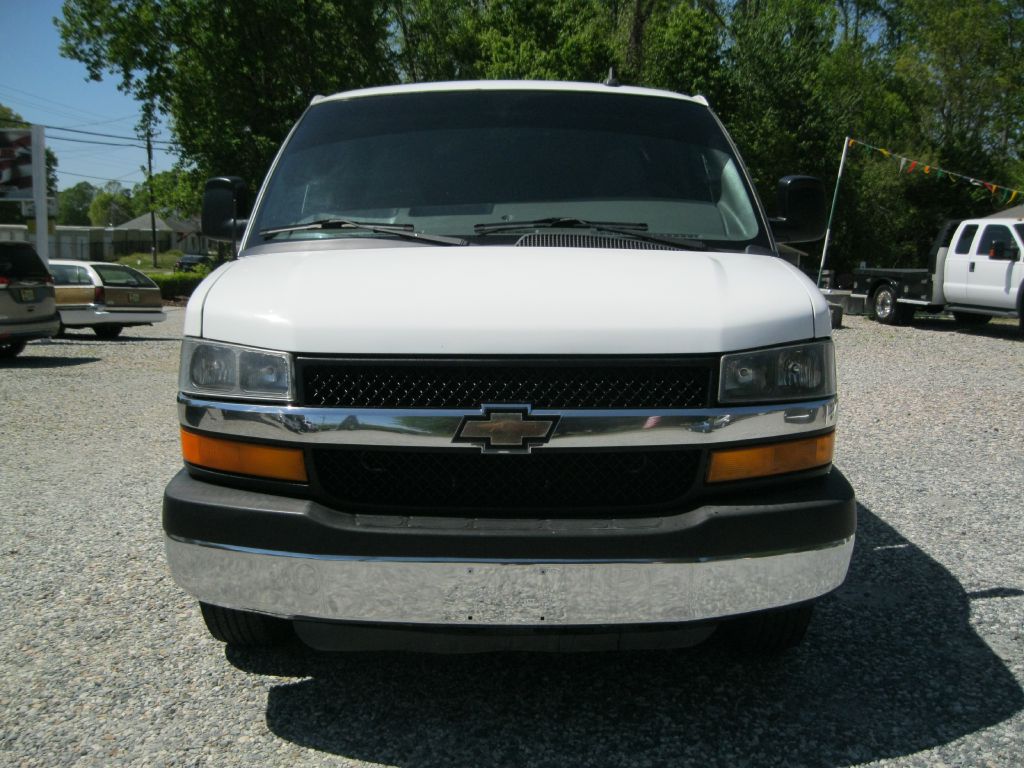 Photo 8 of this CHEVROLET EXPRESS G3500