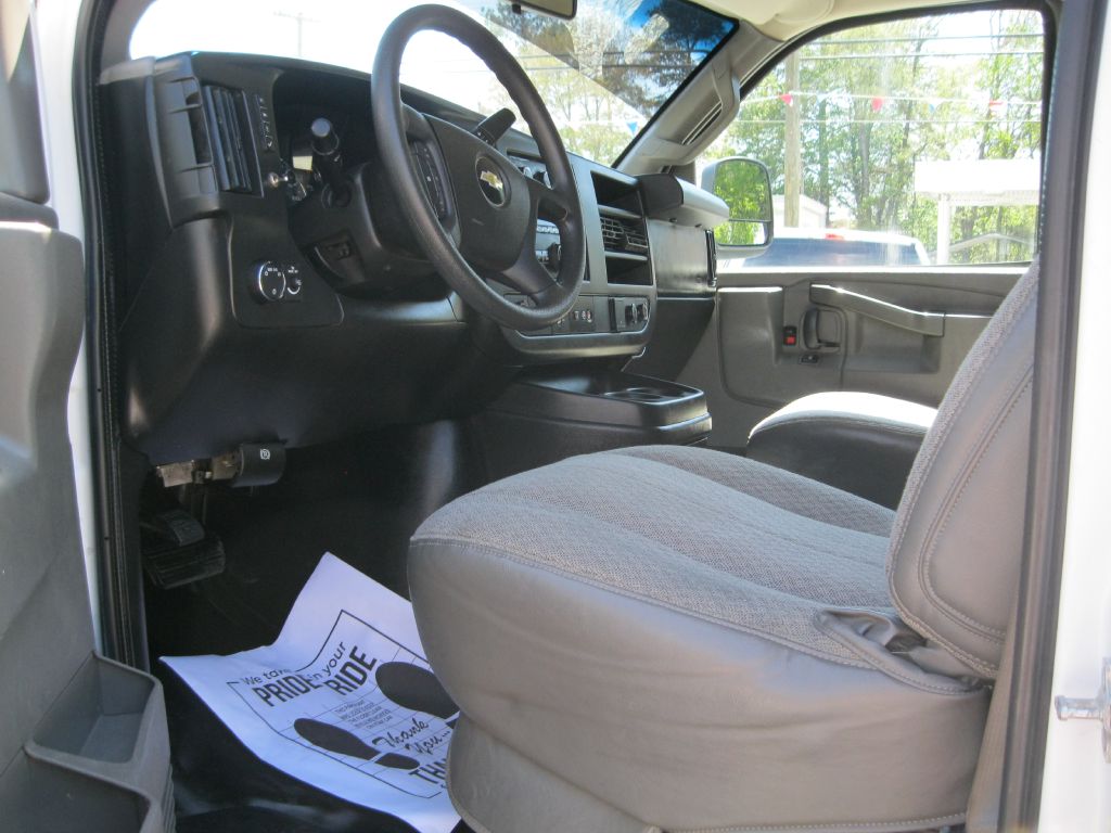 Photo 9 of this CHEVROLET EXPRESS G3500