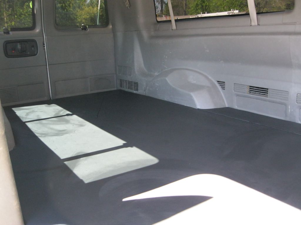 Photo 18 of this CHEVROLET EXPRESS G3500