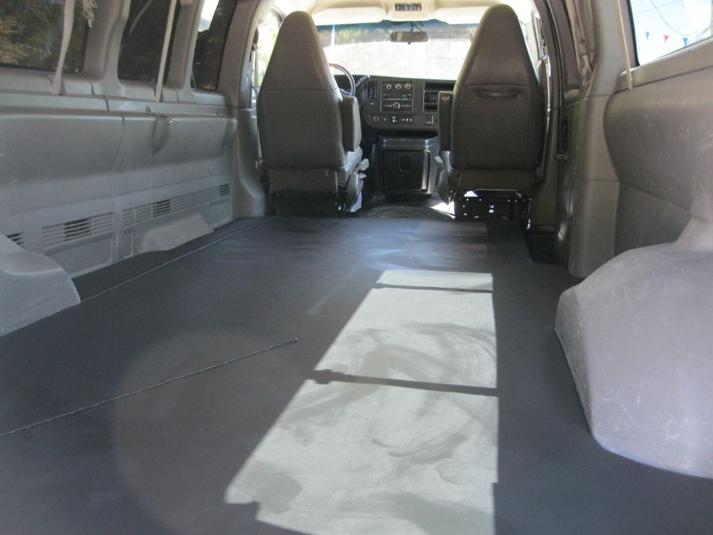 Photo 20 of this CHEVROLET EXPRESS G3500