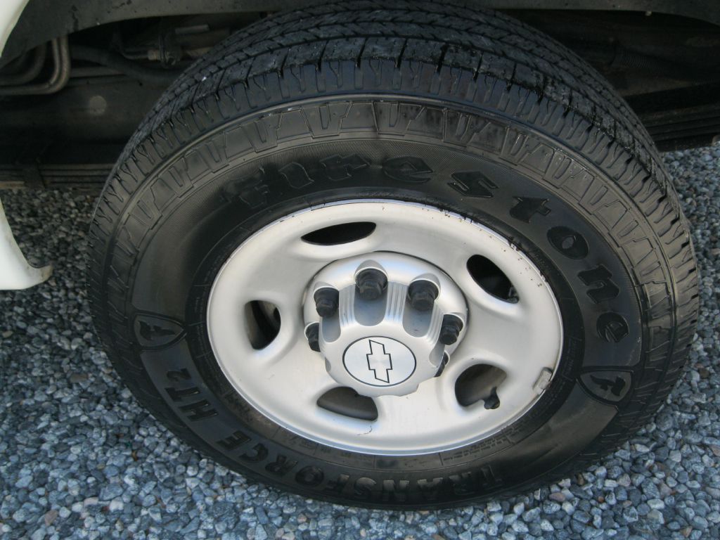 Photo 22 of this CHEVROLET EXPRESS G3500