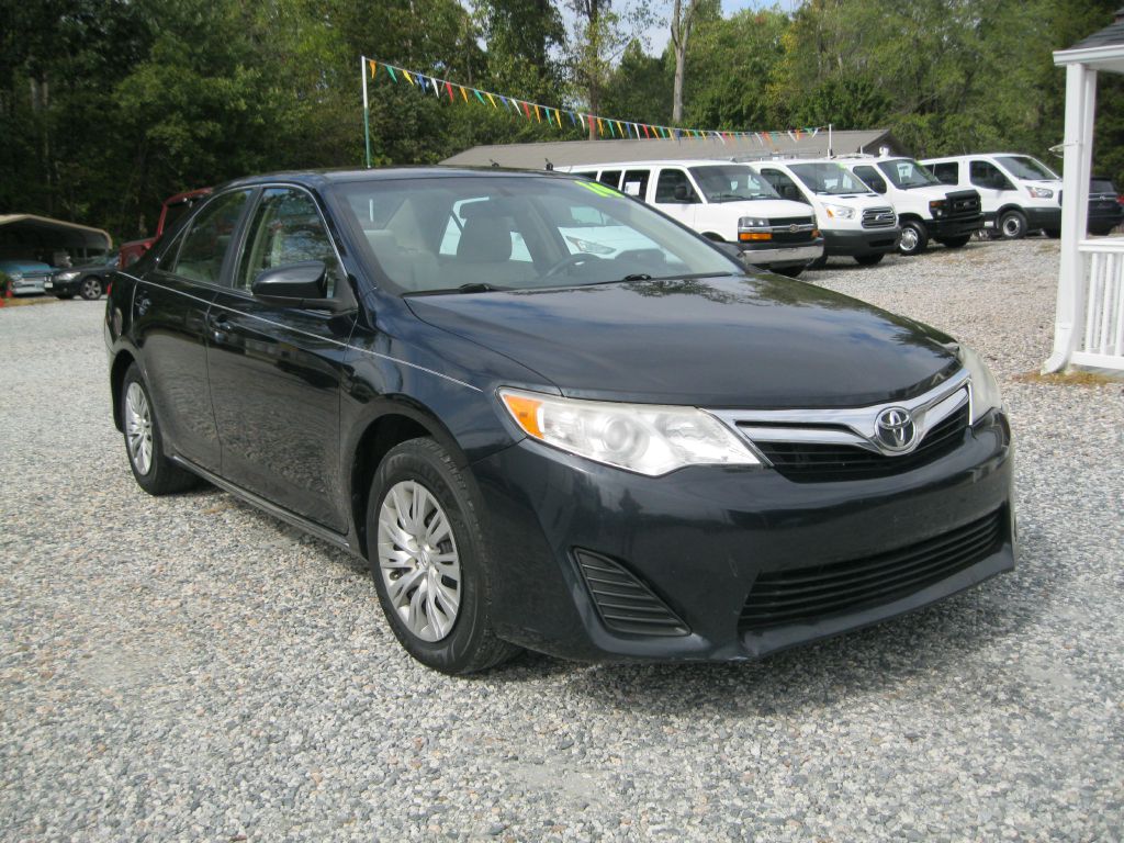 Photo 7 of this TOYOTA CAMRY