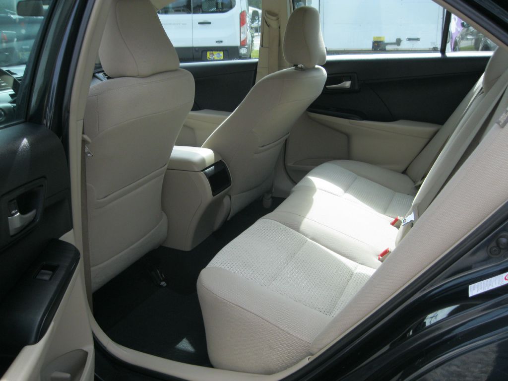 Photo 20 of this TOYOTA CAMRY