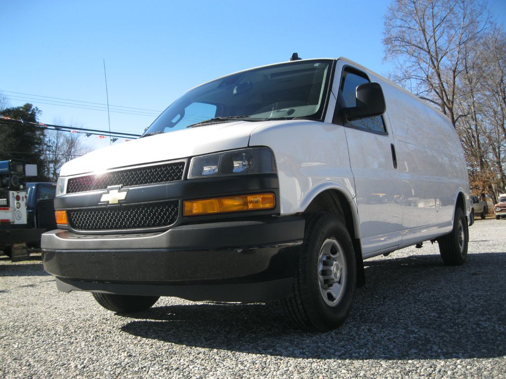 Photo 2 of this CHEVROLET EXPRESS G3500