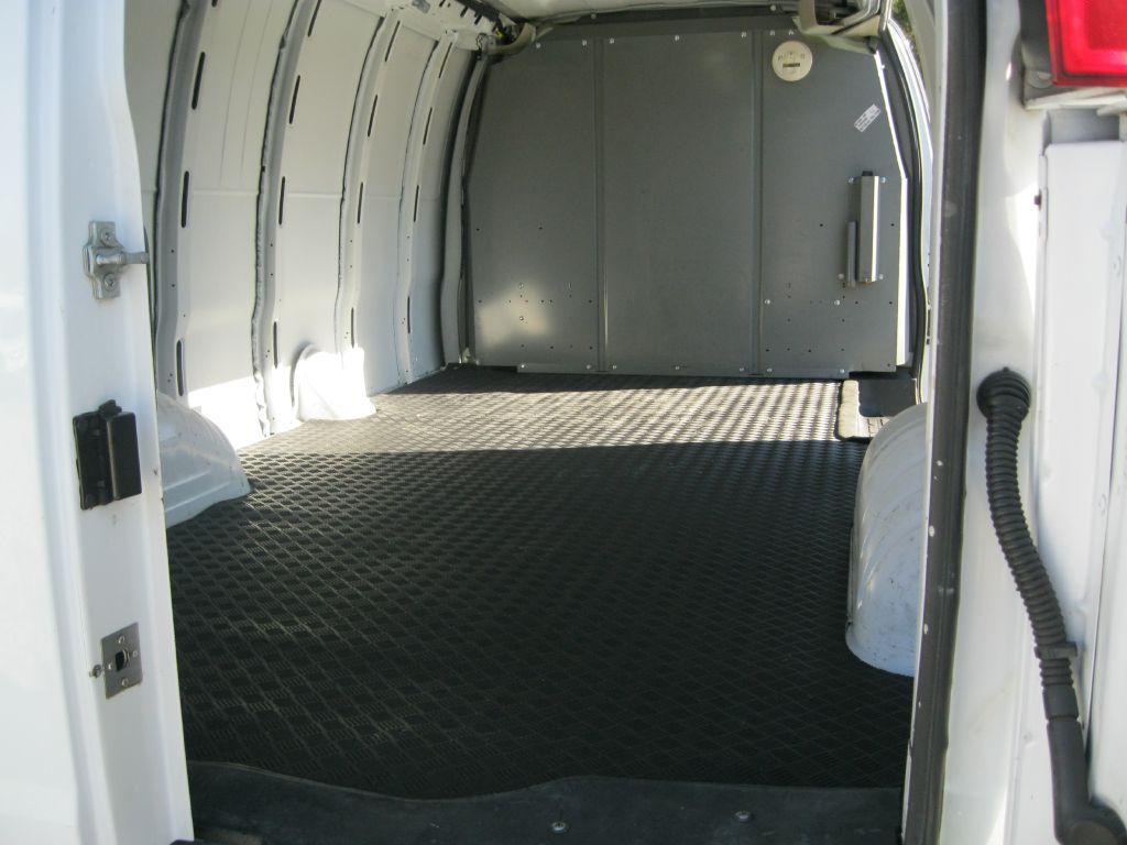 Photo 24 of this CHEVROLET EXPRESS G3500