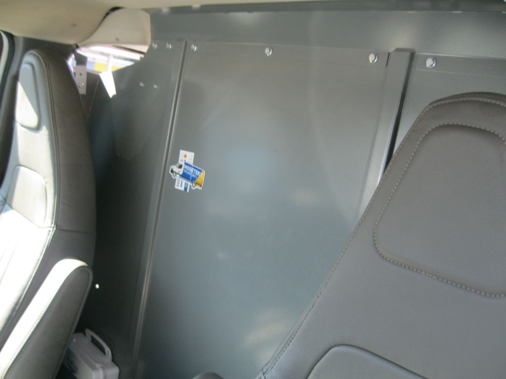 Photo 19 of this CHEVROLET EXPRESS G3500