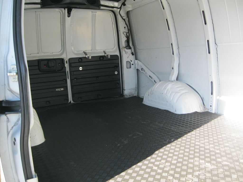 Photo 23 of this CHEVROLET EXPRESS G3500