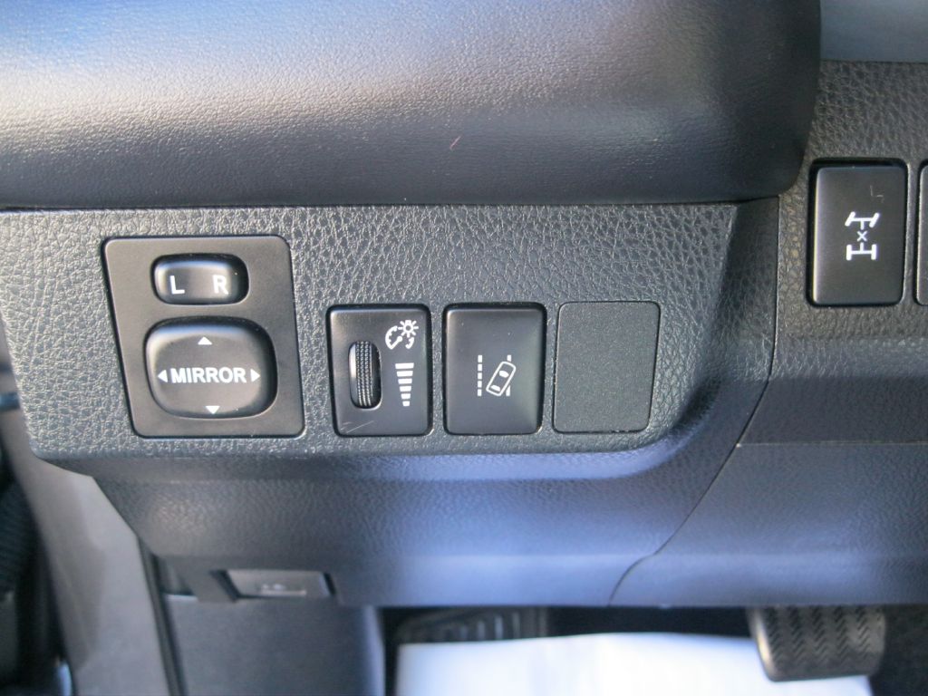 Photo 22 of this TOYOTA RAV4