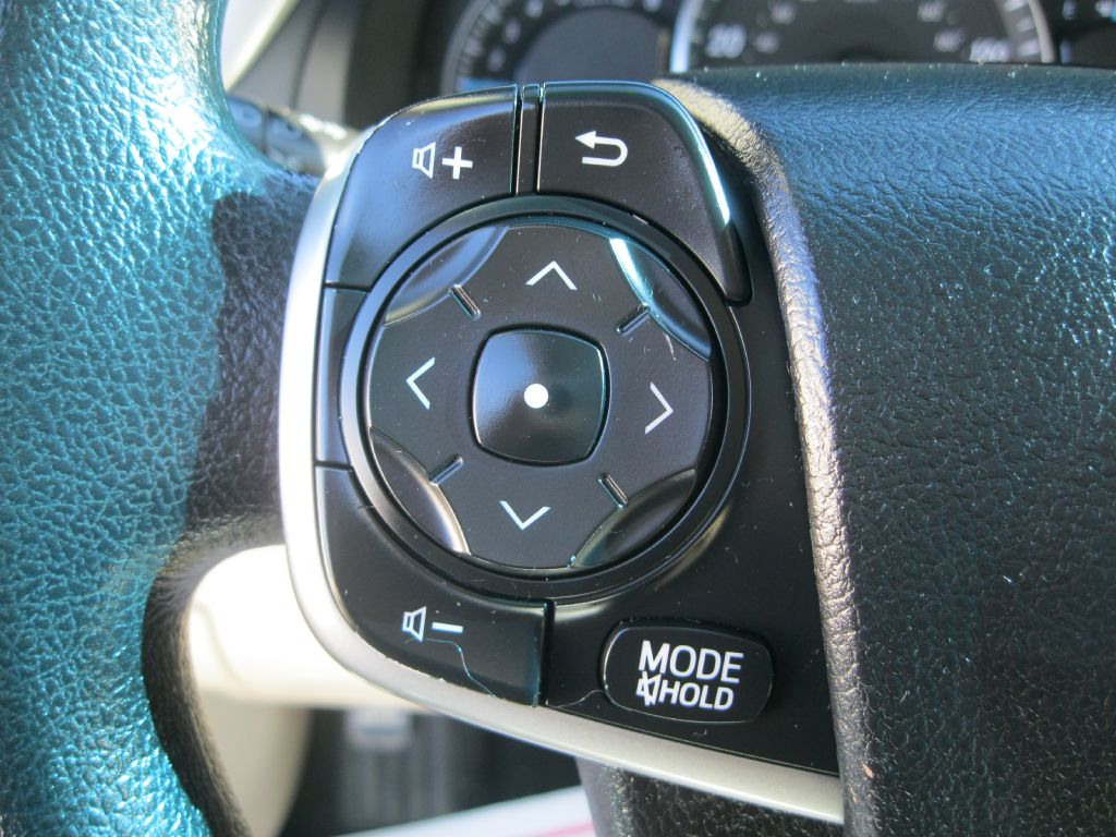 Photo 12 of this TOYOTA CAMRY