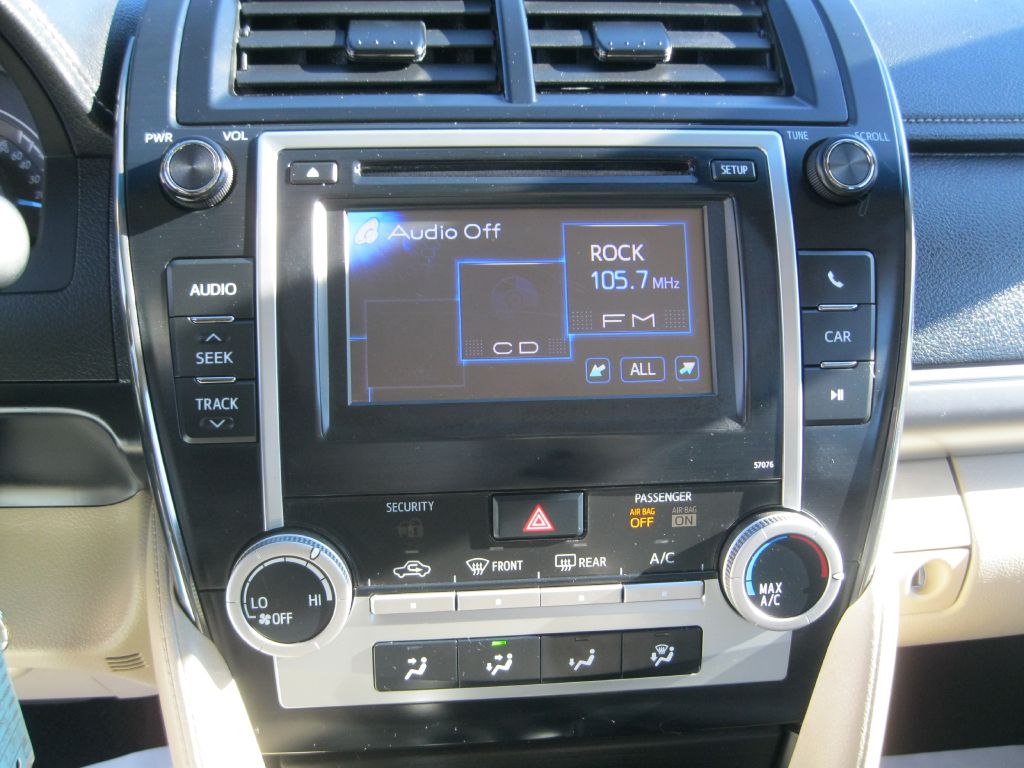 Photo 15 of this TOYOTA CAMRY