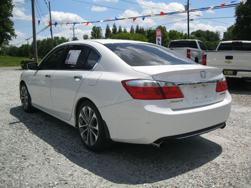 Photo 3 of this HONDA ACCORD