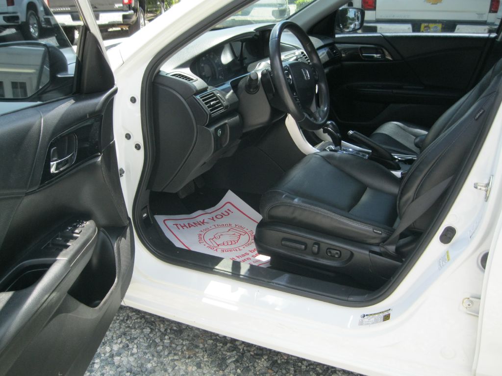 Photo 9 of this HONDA ACCORD